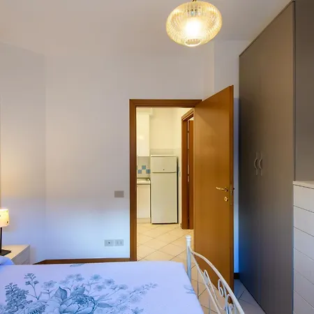 Apartment Guesthost - A Due Passi Pesaro